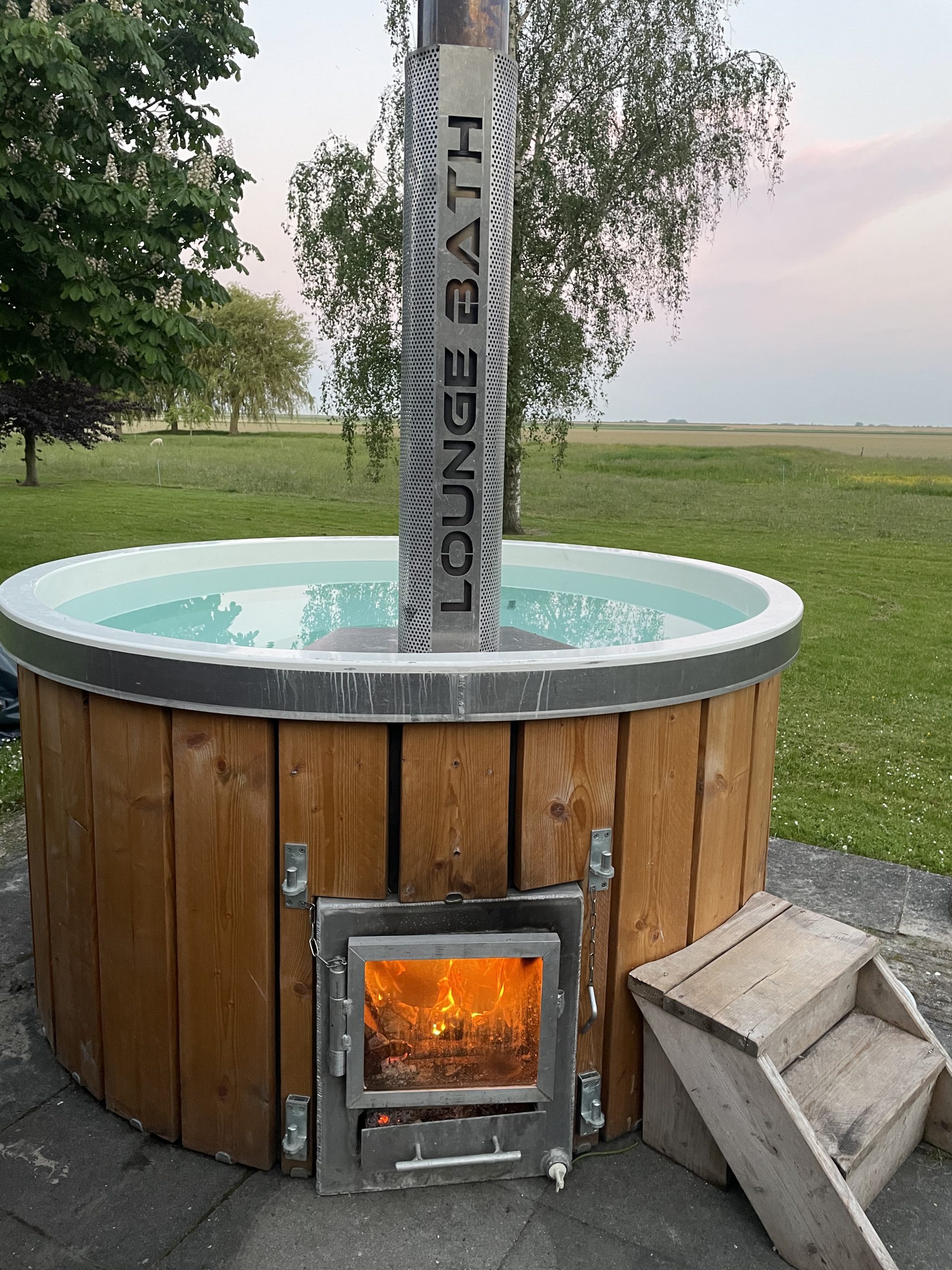 Hottub Lounge Bath - Afbeelding 6